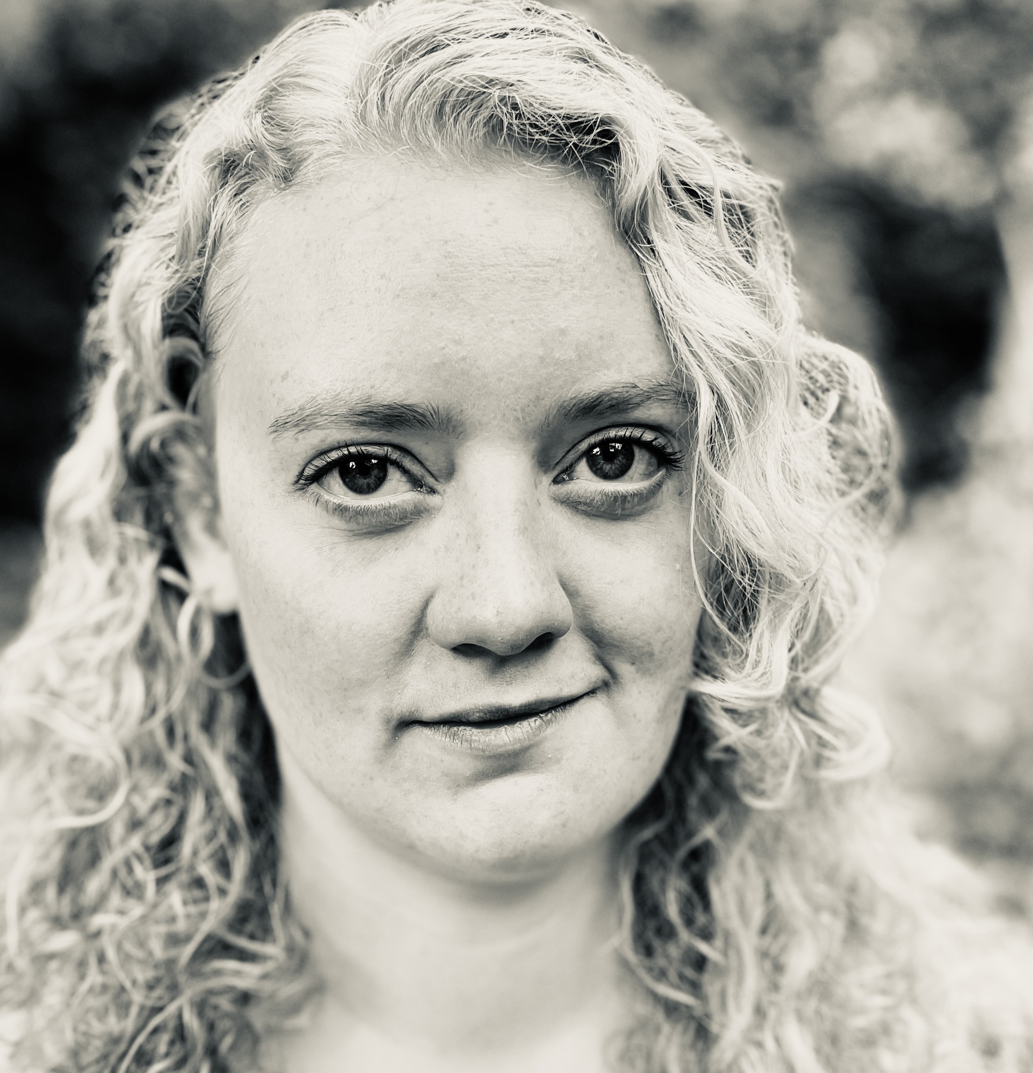 Clare – Singing and violin teacher